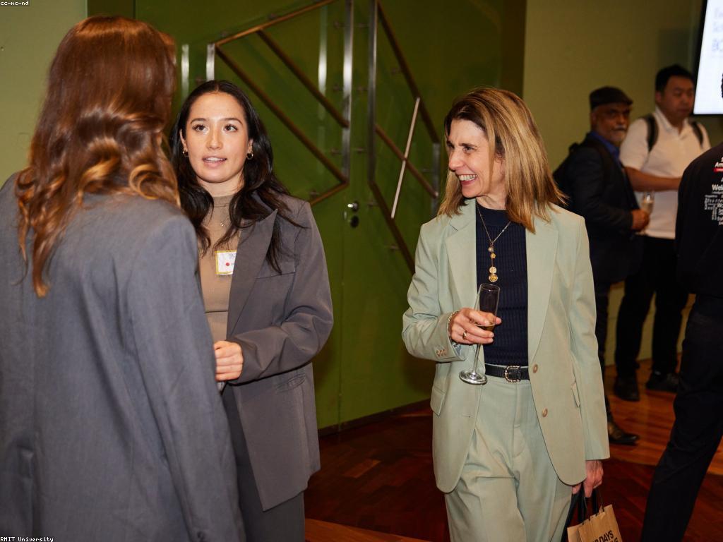 កម្រិតខ្ពស់នៃកម្មវិធីសម្ព័ន្ធ